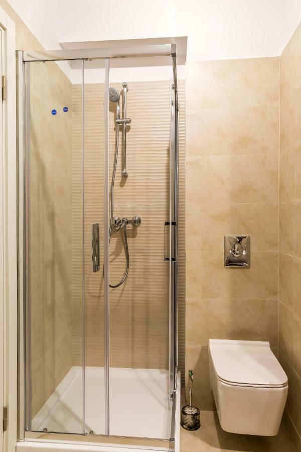 Aquarius: Upscale Flat In The Heart Of Bucharest! Apartment Exterior photo